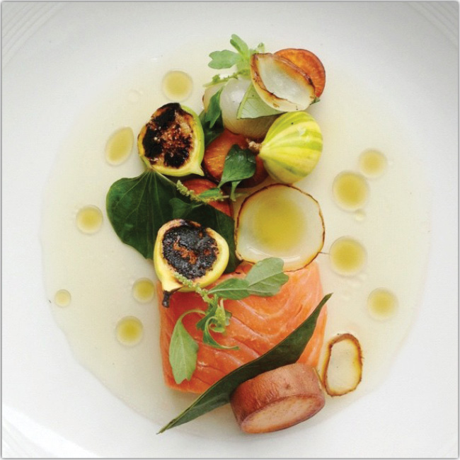 Alice_gao Salmón con variedad de frutos de mar